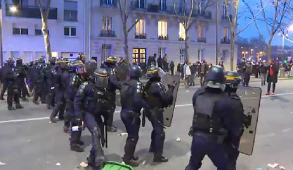 Seventy people detained in Paris during protests against pension reform