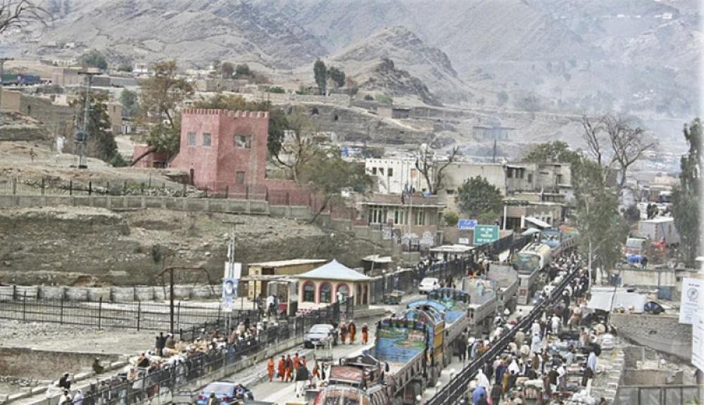 Pakistan-Afghanistan: Crucial Torkham border crossing reopens after 10 days 