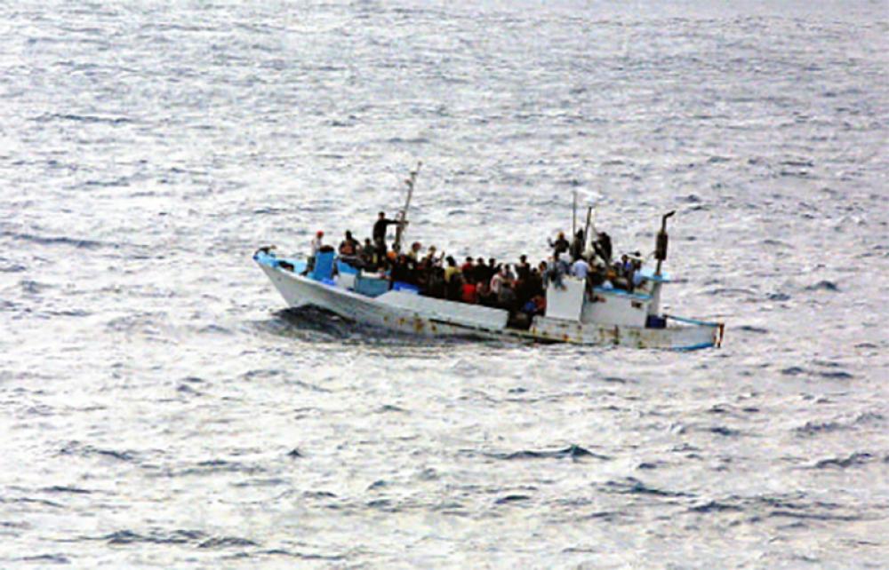Forty-one migrants die in shipwreck off southern Italy