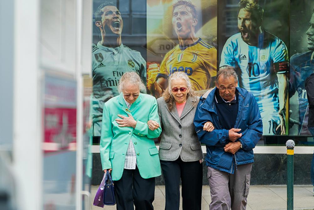 Humans age fastest in 40s and 60s, reveals new study 