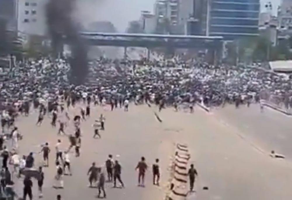 Bangladesh govt imposes curfew, orders army deployment after unrest leaves at least 105 dead Bangladesh govt imposes curfew, orders army deployment after unrest leaves at least 105 dead