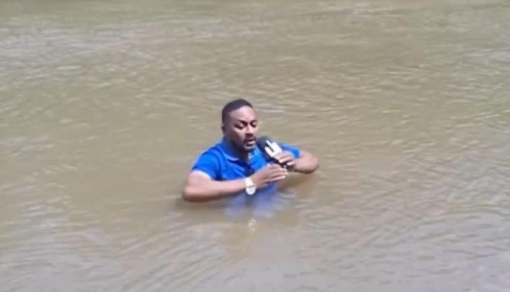 Brazilian journalist steps on the body of a 'missing' girl while reporting on her disappearance Brazilian journalist steps on the body of a 'missing' girl while reporting on her disappearance
