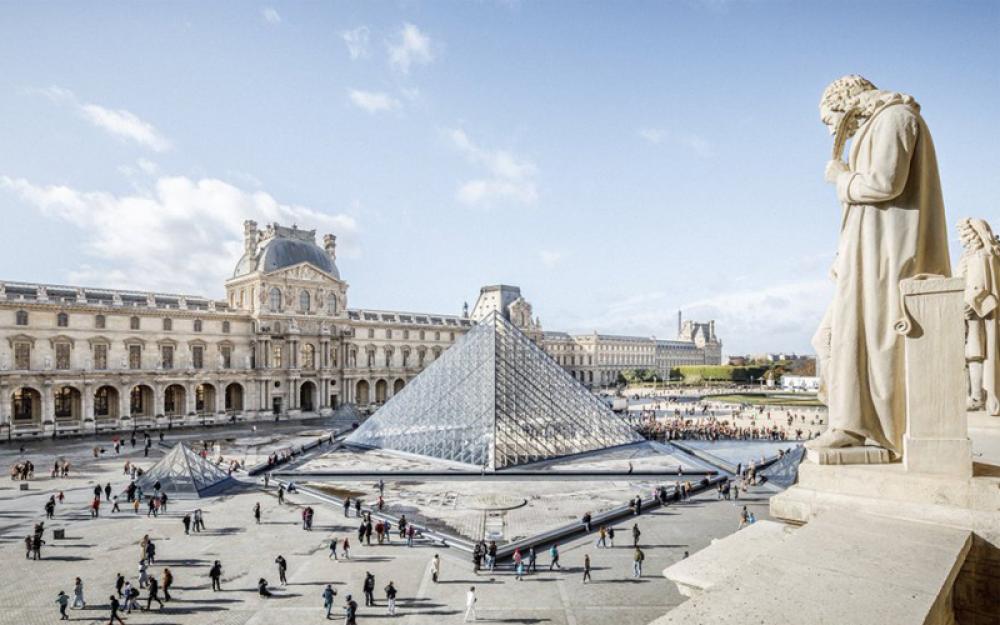 Robbery at Louvre: Iconic museum shuts down for a day after robbery Robbery at Louvre: Iconic museum shuts down for a day after robbery