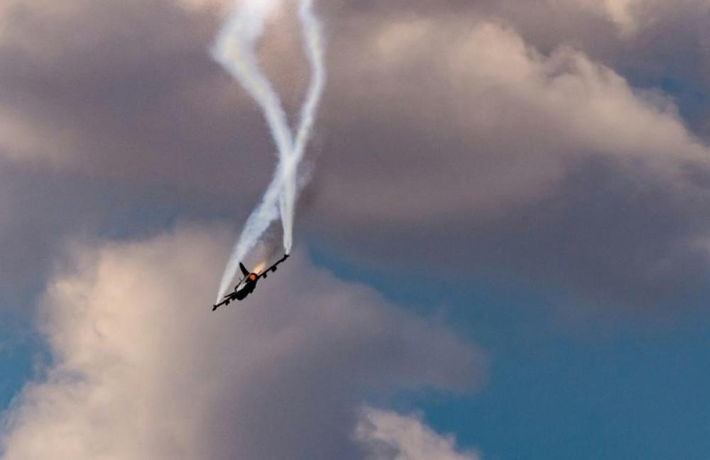 US: Two small planes collide midair in Colorado, one dies US: Two small planes collide midair in Colorado, one dies