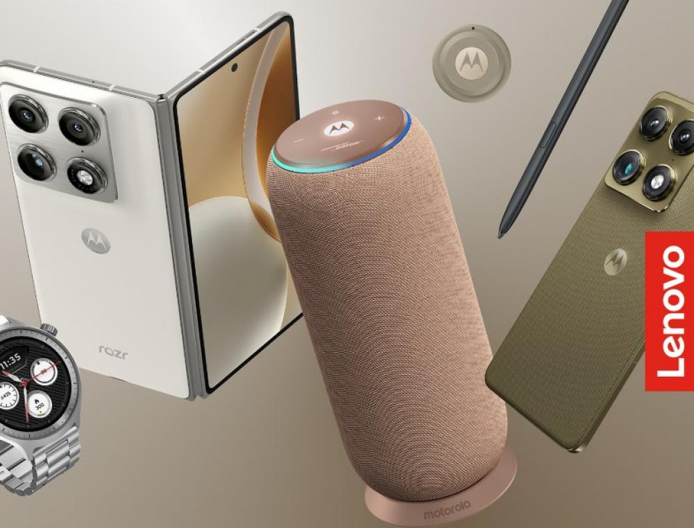 Motorola just changed the game: First foldable phone, ultra-premium signature, and AI that thinks for you! 