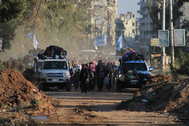 UN urges fresh talks with besieged Syrians, authorities