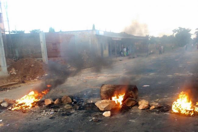 Burundi: UN officials call for end to killings, start of inclusive national dialogue Burundi: UN officials call for end to killings, start of inclusive national dialogue