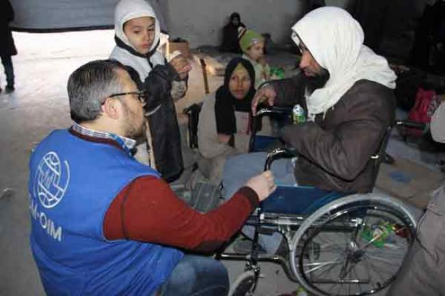 As evacuations resume in Aleppo, UN prepares to redeploy staff to monitor process