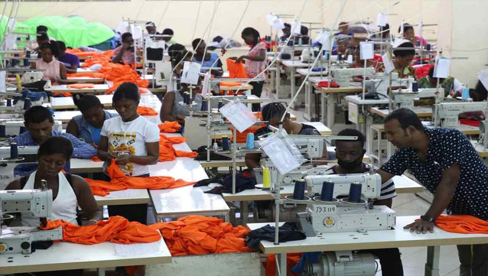 Global unemployment passes 200 million in 2017, UN labour agency reports Global unemployment passes 200 million in 2017, UN labour agency reports