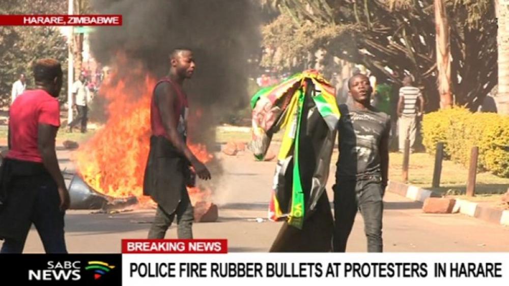 Zimbabwe: Post polls violence kills three; International community urges calm