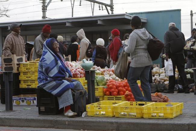 UN labour agency unveils historic employment standards against informal work