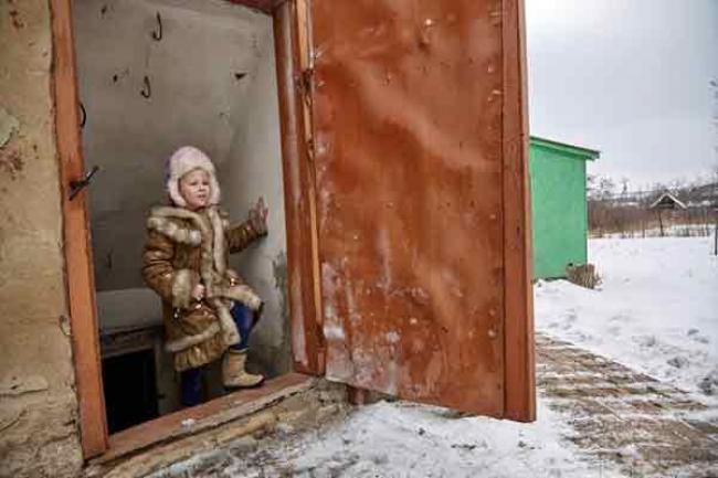 One million Ukrainian children now need aid as number doubles over past year – UNICEF 