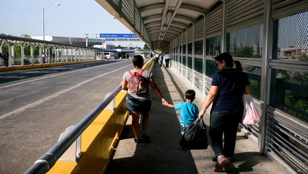 UN rights expert urges full investigation into death of migrant girl, held in US UN rights expert urges full investigation into death of migrant girl, held in US