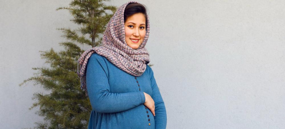 Hopes and fears of mother-to-be in Afghanistan