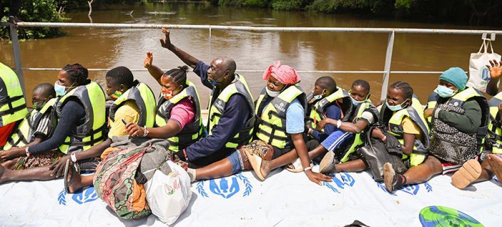 Côte d'Ivoire welcomes families home, as refugee status formally ends