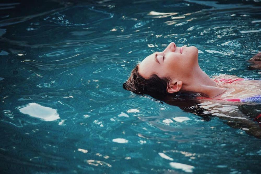 Berlin: Women will soon be allowed to go topless in public swimming pools Berlin: Women will soon be allowed to go topless in public swimming pools