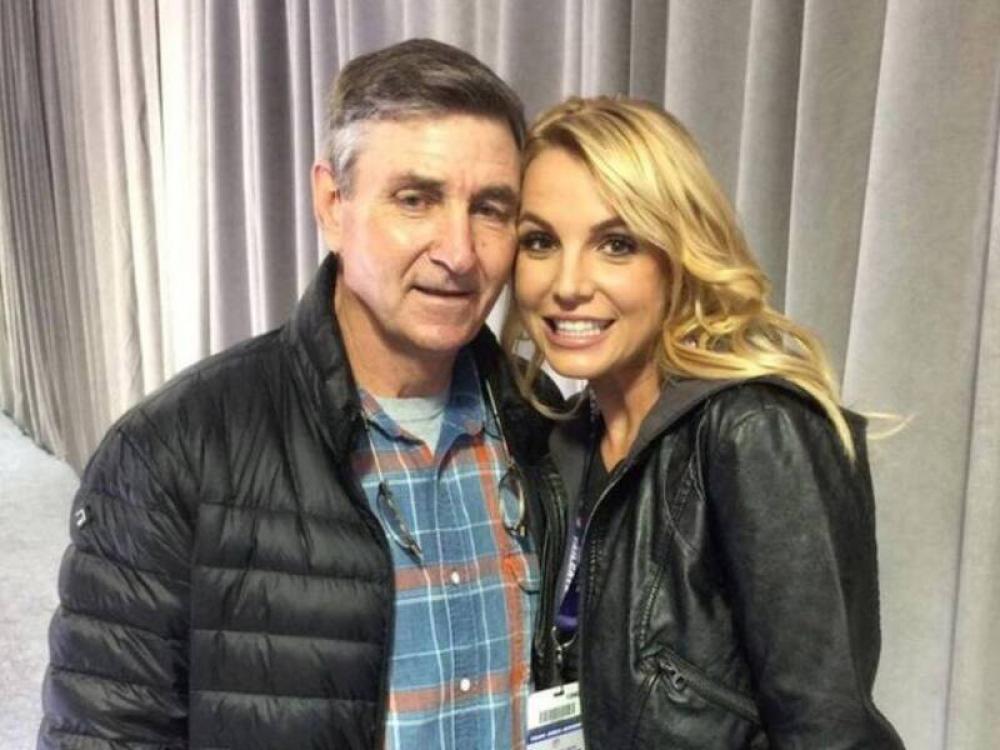 Britney Spears' father no longer singer's guardian after Los Angeles court order