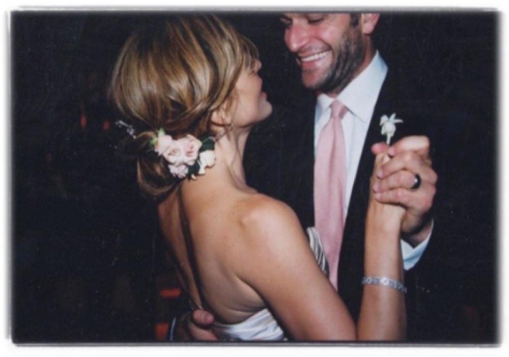 Best dance of my life: Mariska Hargitay observes 19th marriage anniversary with Peter Hermann, check out her throwback image on Instagram