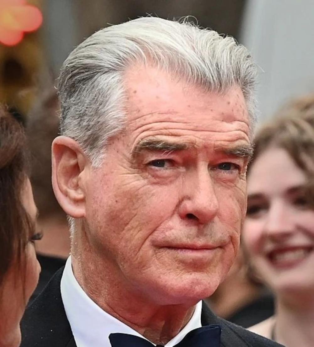 Pierce Brosnan considers reprising James Bond
